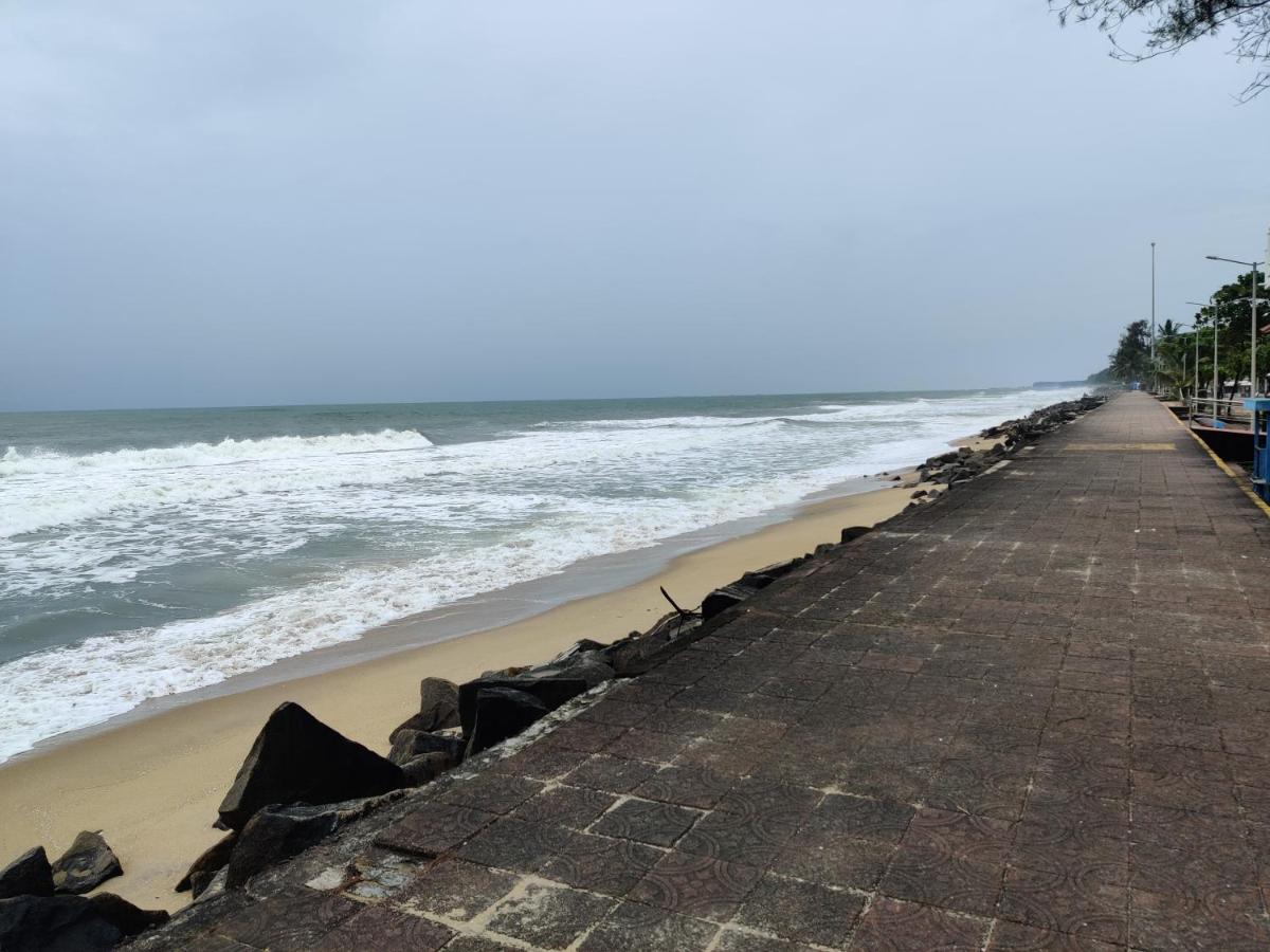 Sajeev Home Stay Cherai Beach Zewnętrze zdjęcie
