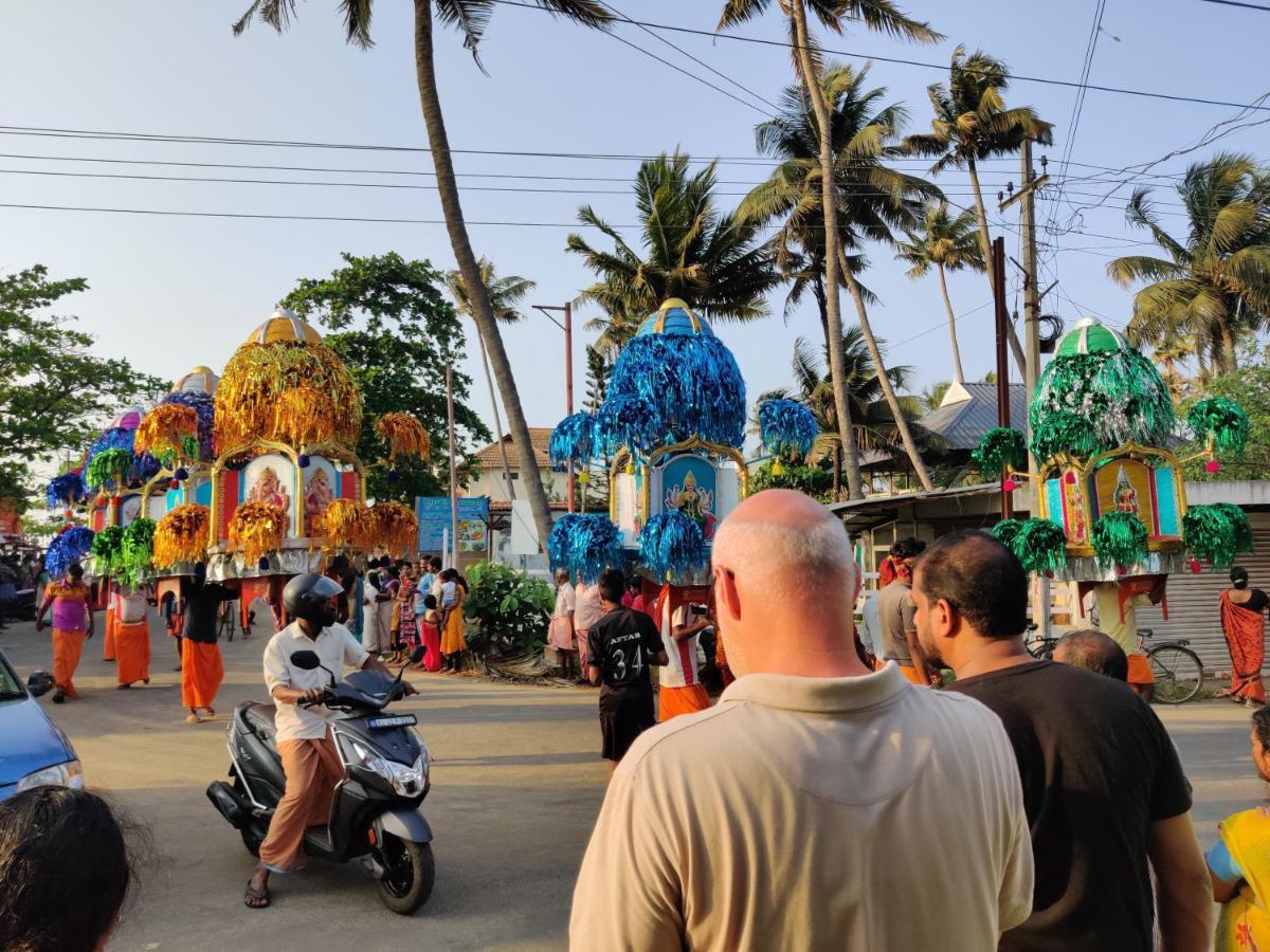 Sajeev Home Stay Cherai Beach Zewnętrze zdjęcie