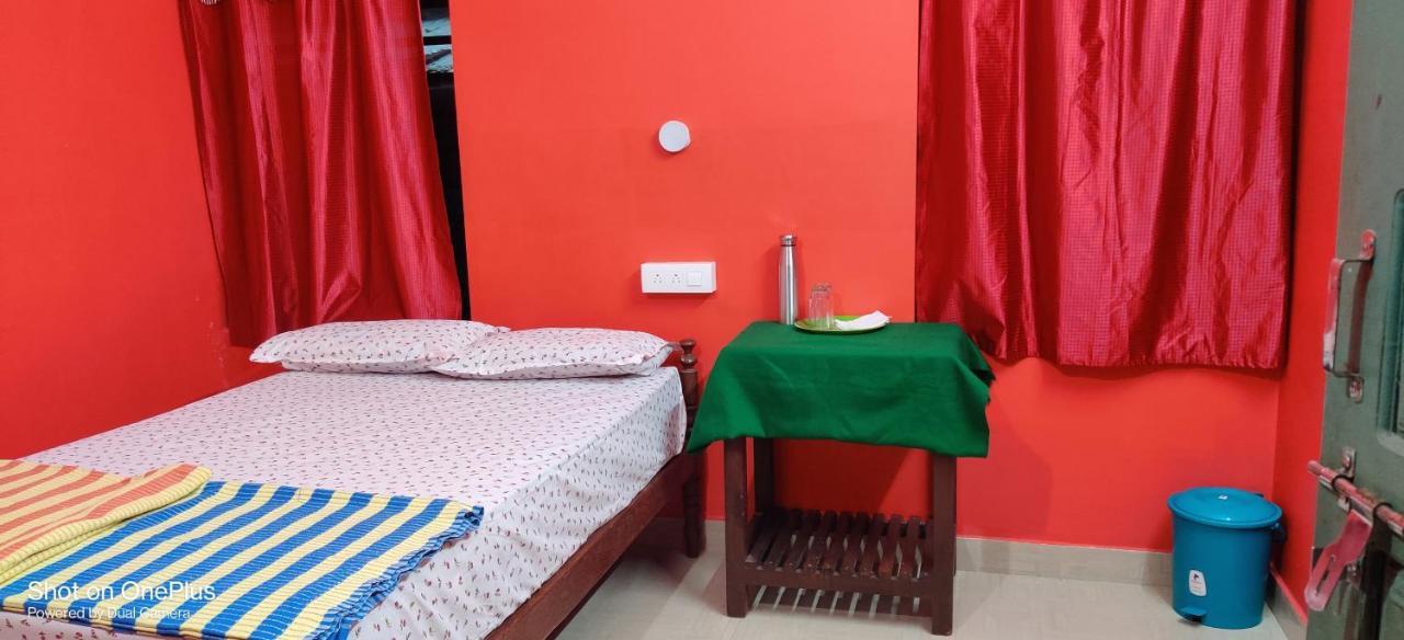Sajeev Home Stay Cherai Beach Zewnętrze zdjęcie
