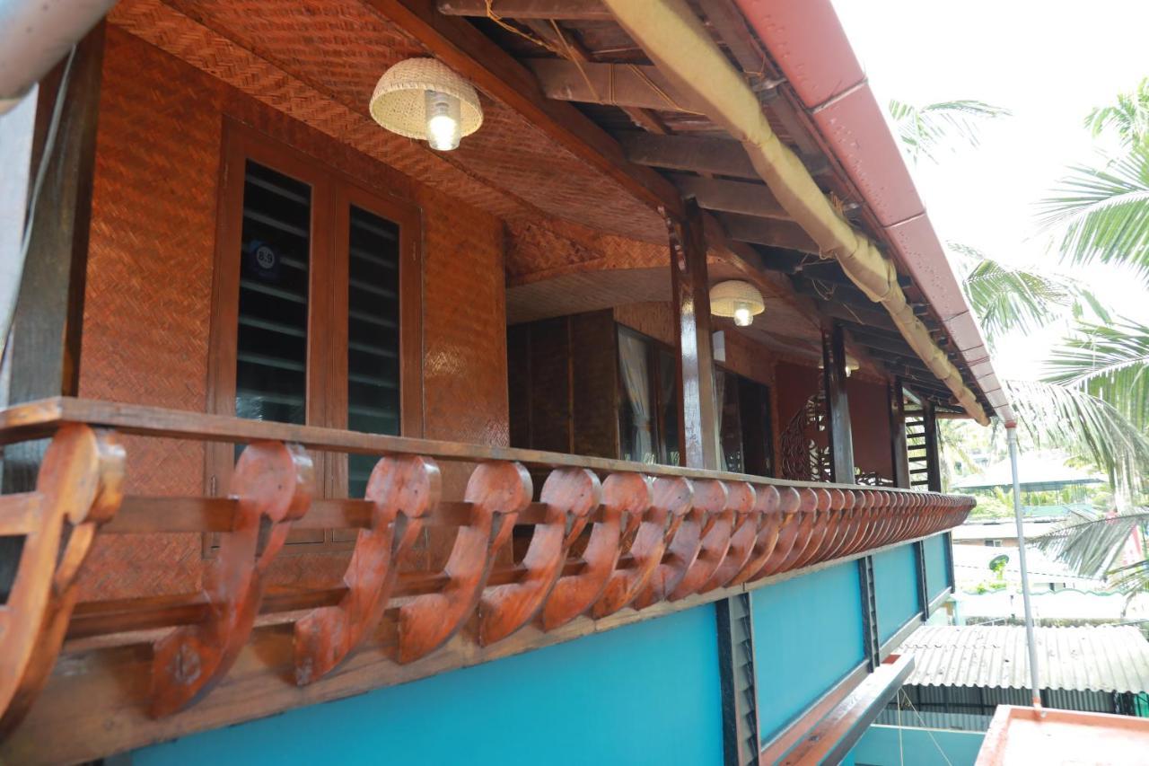 Sajeev Home Stay Cherai Beach Zewnętrze zdjęcie