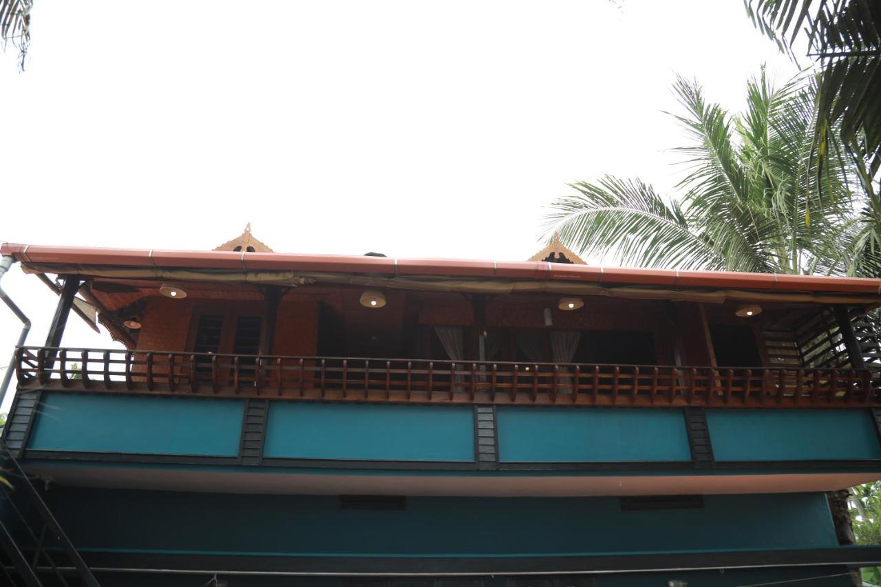 Sajeev Home Stay Cherai Beach Zewnętrze zdjęcie